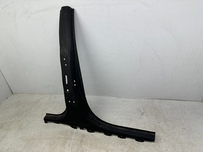 GMC Terrain body side panel edge detail