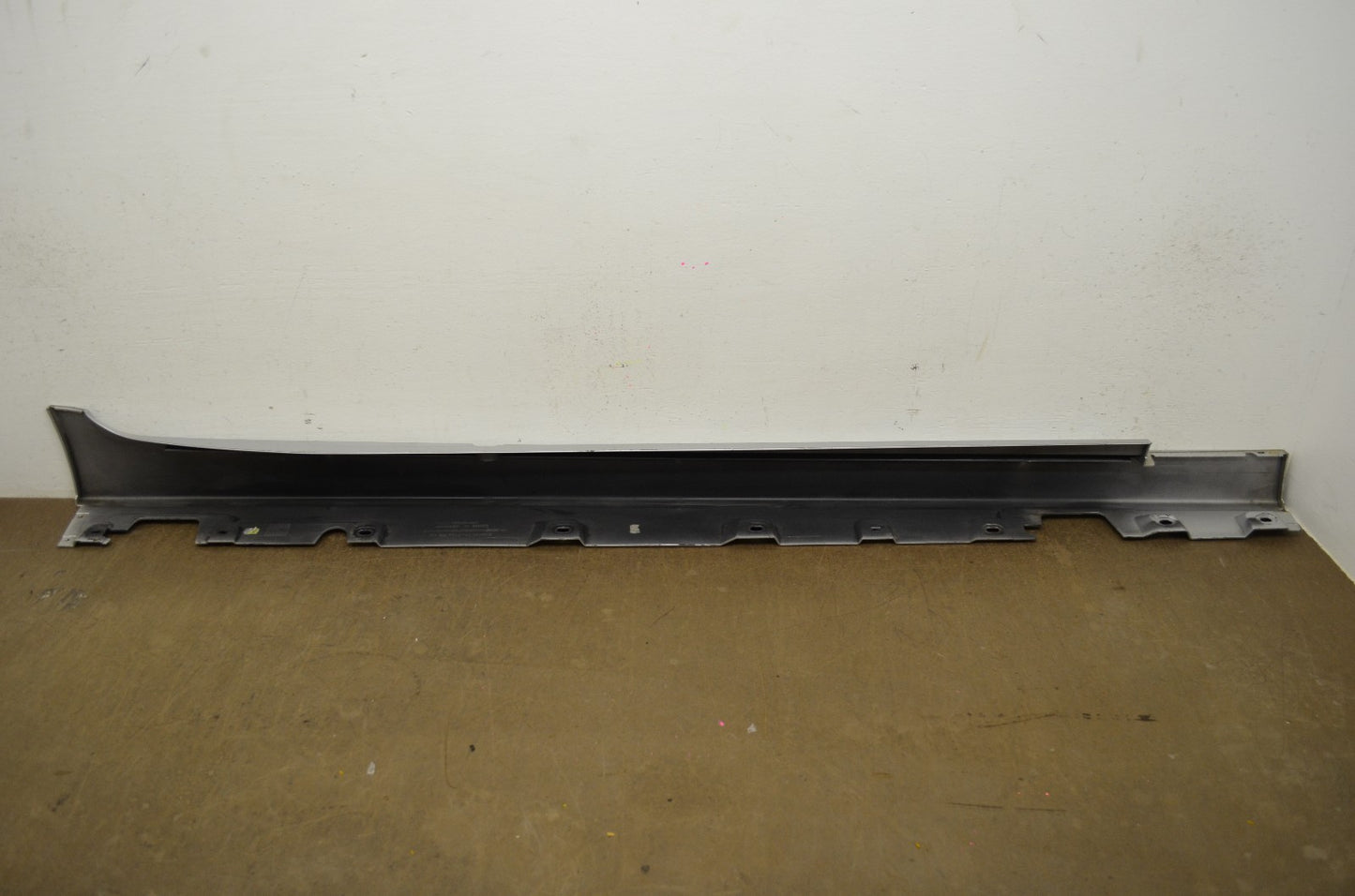 BMW F10 rocker panel molding — additional angle