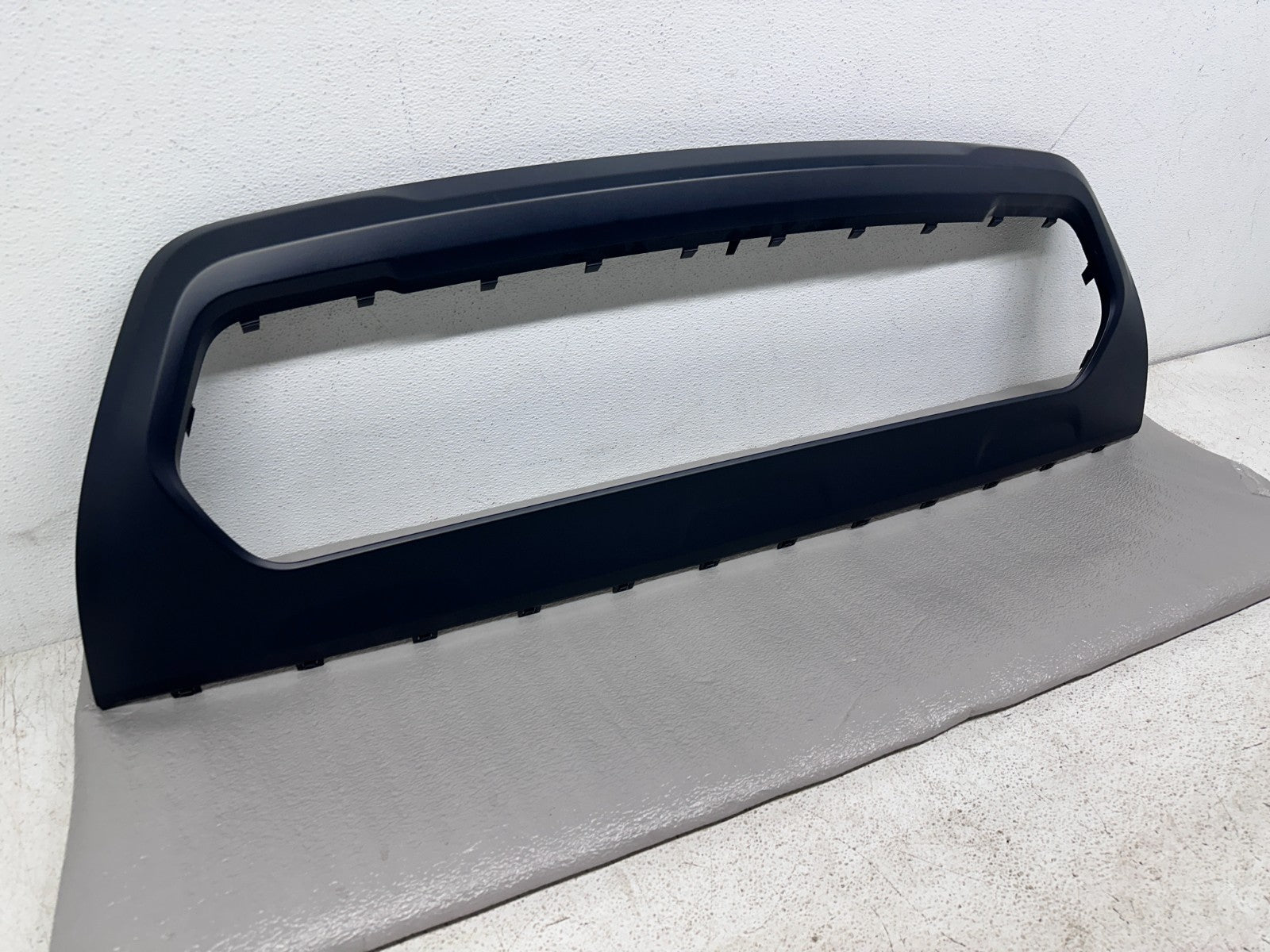 Jeep Compass Trailhawk lower grille surround — detail