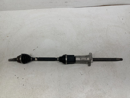 Alfa Romeo Stelvio axle shaft CV joint detail