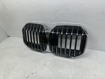 BMW i7 LED grille back side with wiring