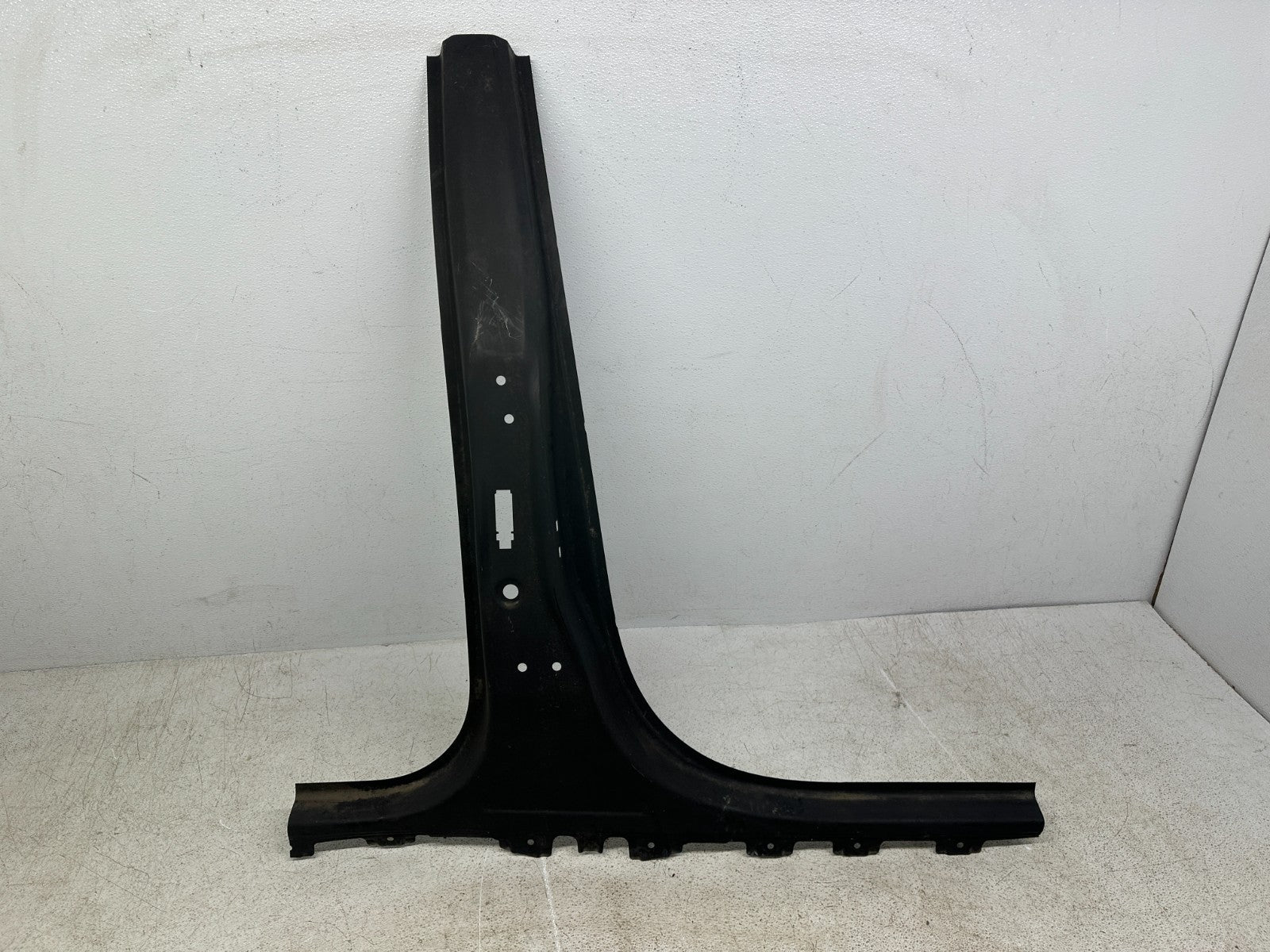 2018-2025 GMC Terrain right passenger outer body side panel A-pillar, full view