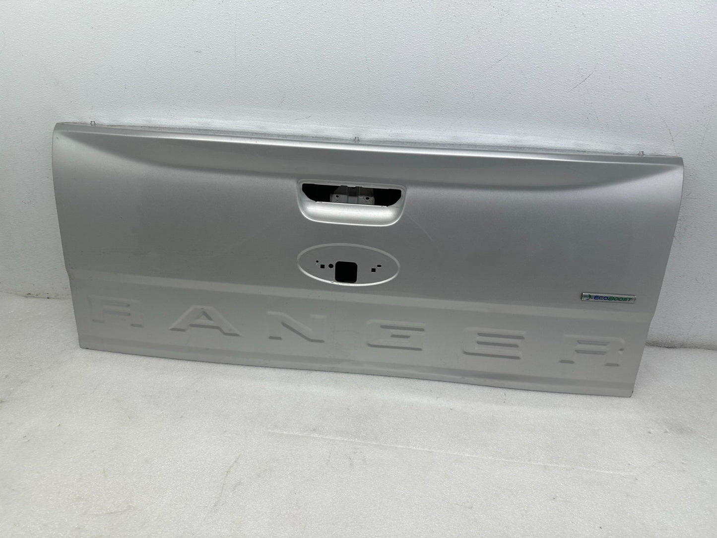 Ford Ranger tailgate latch mechanism
