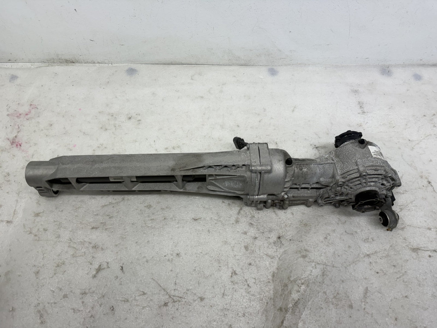 2014-2016 Porsche 911 991 Turbo S front axle differential assembly full view