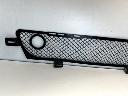 Aston Martin V8 Vantage grille mesh — mesh close-up
