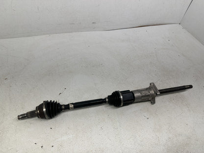 Alfa Romeo Stelvio axle shaft boot detail