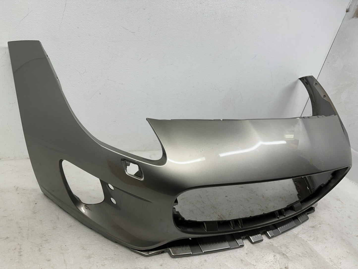 Jaguar F-Type front bumper back side