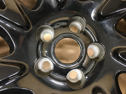 Velar 22 inch wheel rim angle view